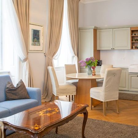 Stilvolles Apartment In Zentraler Lage Viyana Dış mekan fotoğraf